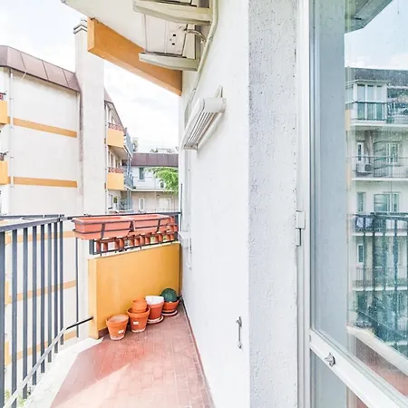 Apartman Guesthost - Note Su Puccini 66