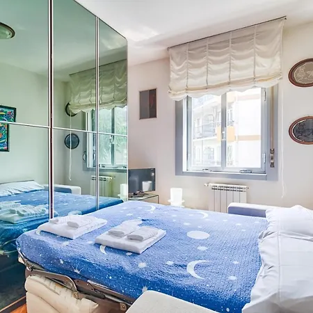 Apartman Guesthost - Note Su Puccini 66